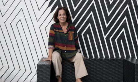 Abloom in Plurality, In Conversation with Mia Lecomte  – Bishnupriya Chowdhuri