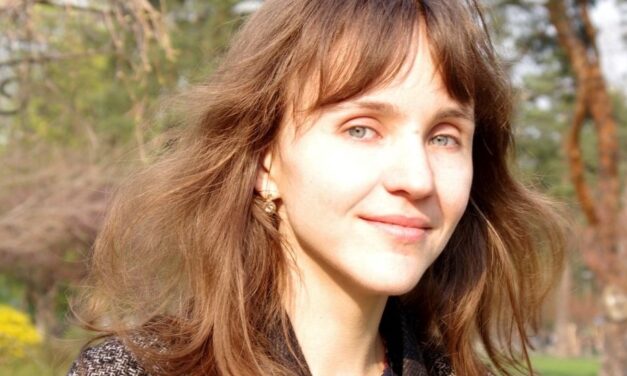 Exact Words For Disorientation— Iya Kiva’s Interview
